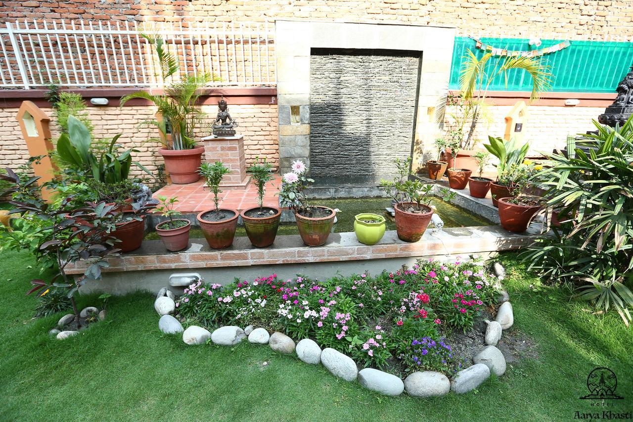 Aarya Chaitya Inn Kathmandu Exteriör bild